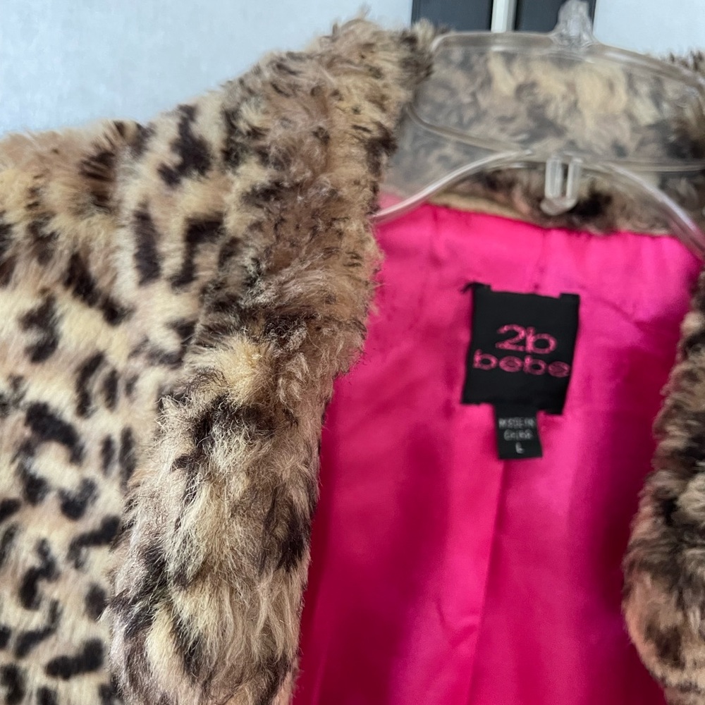 Cropped jacket/ faux jaguar fabric jacket/ woman coat 2b Bebe - Picture 10 of 11
